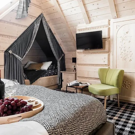 Goralski Premium Niedzwiedzia Gawra & Sauna, Balia By Rentilopl *