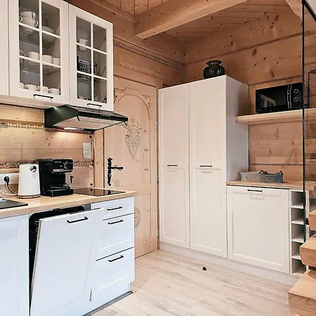 Horská chata Goralski Premium Niedzwiedzia Gawra & Sauna, Balia By Rentilopl *